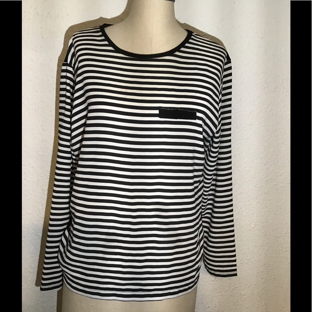 Zara W&B striped long sleeve blouse size large